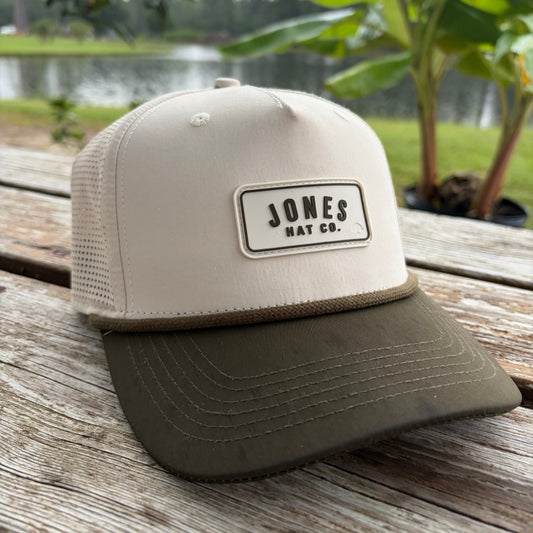 Standard — Cream / Olive