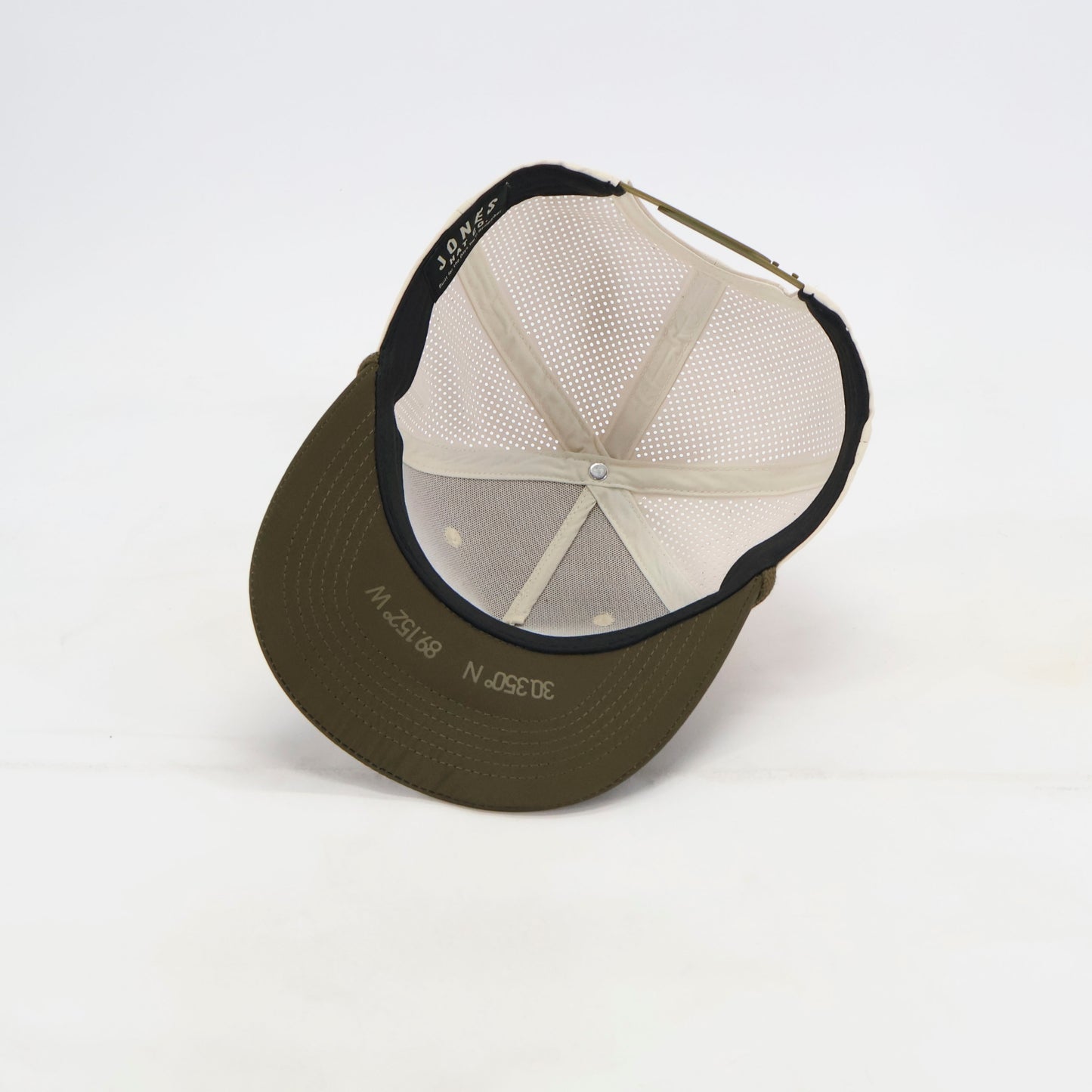 Standard — Cream / Olive